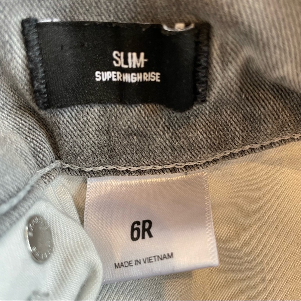 Express Super High Rise Jeans - Picture 9 of 14